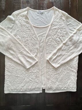 Designers Originals Woman Cream Cardigan With Attached Shell Acrylic Luxelon 2XL